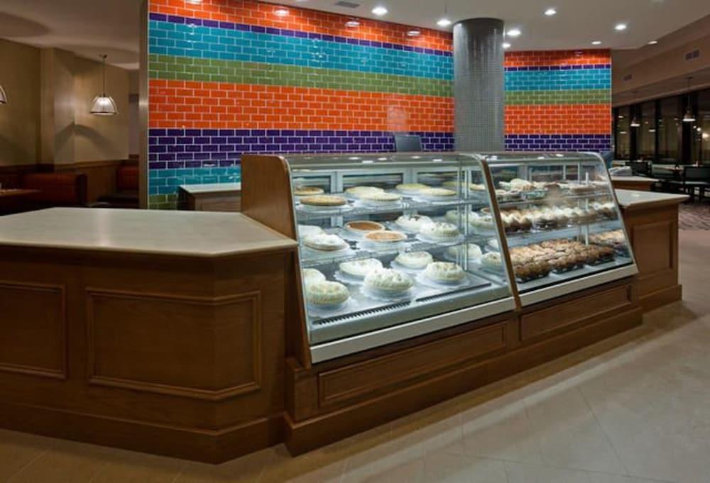 Holiday Inn Toronto Airport East By Ihg Экстерьер фото