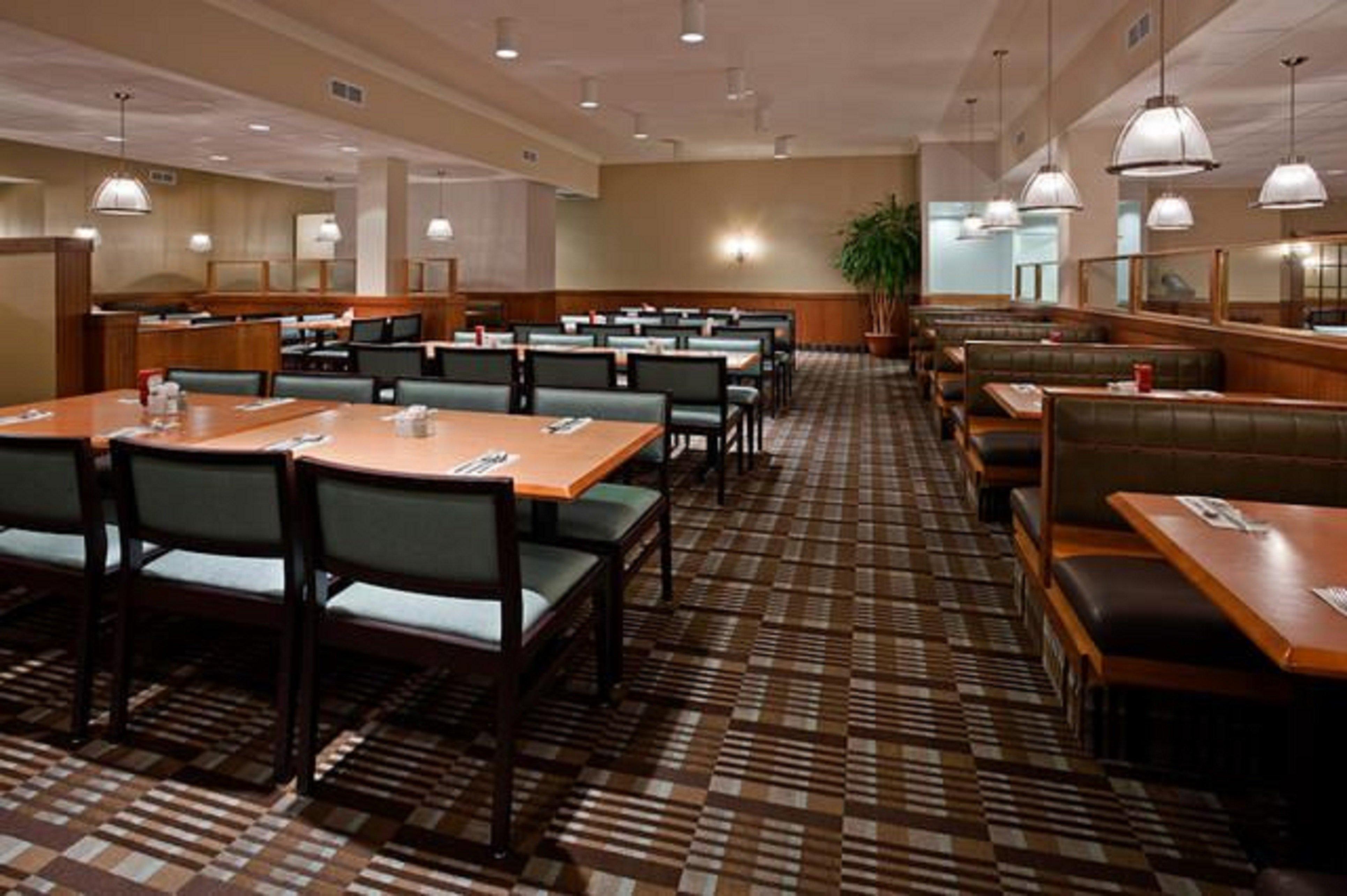 Holiday Inn Toronto Airport East By Ihg Экстерьер фото