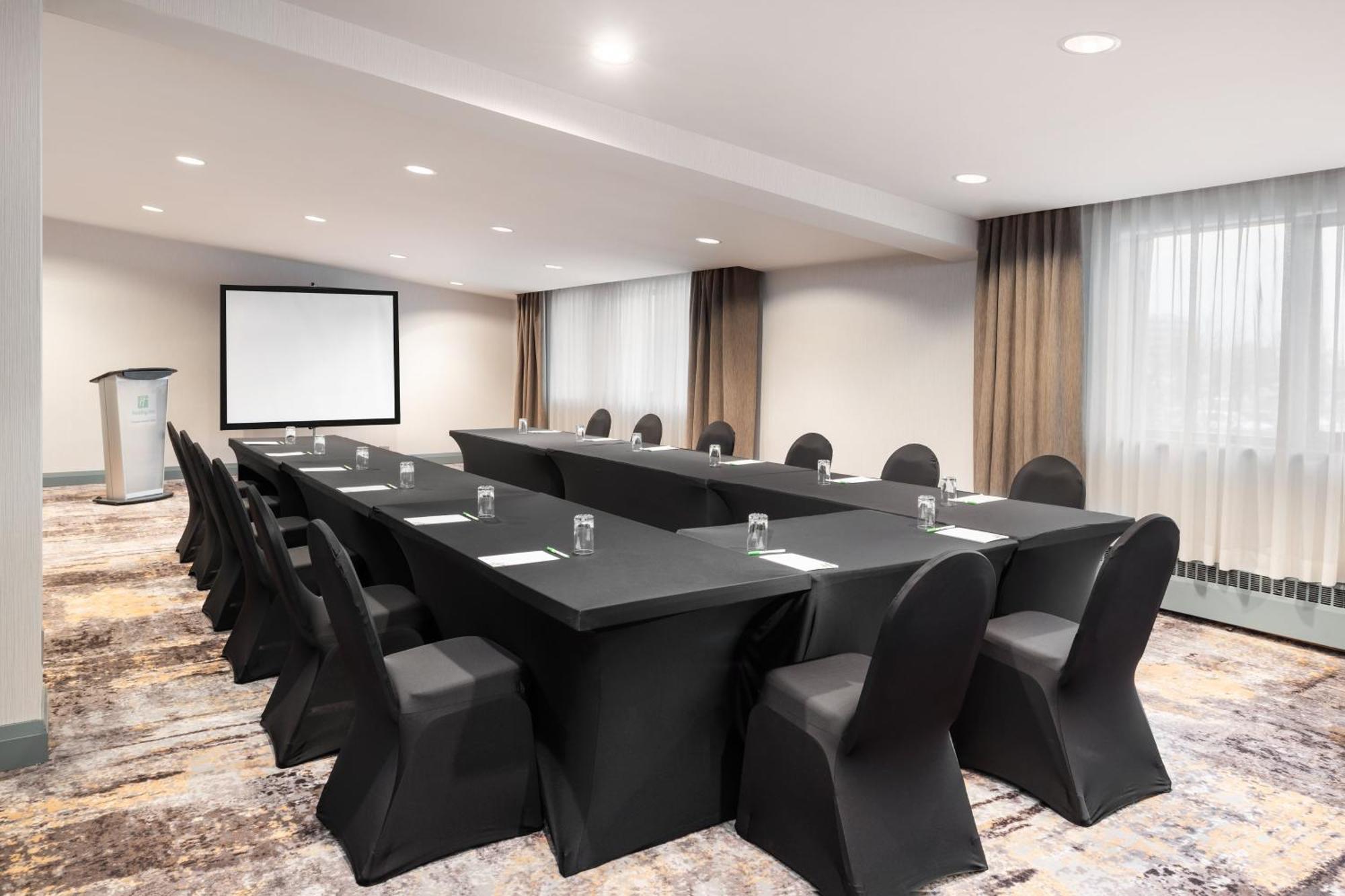 Holiday Inn Toronto Airport East By Ihg Экстерьер фото